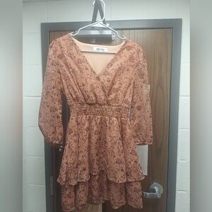 Elegant Floral V-Neck Dress